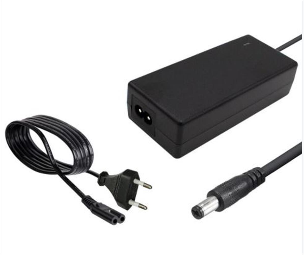OneTech 12V 5A  Amper Plastik Adaptör