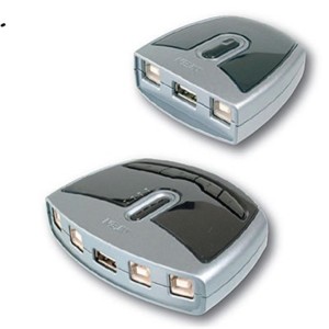 ATEN-US221A USB Arayüzüne Sahip Cihazları Paylaştıran Switch, USB 2.0, 2 PC, 1 USB Cihaz 