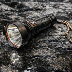 Small Sun SM-F805 Metal Fener 80w 2000lümen (4800mah li-on 3.7- 26650) Şarjlı  